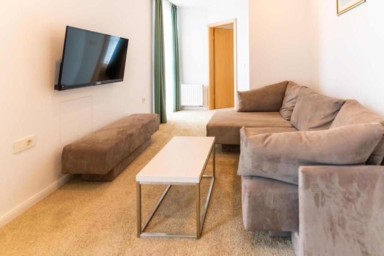 Hotel Park Superior 3* Čakovec Dış mekan fotoğraf