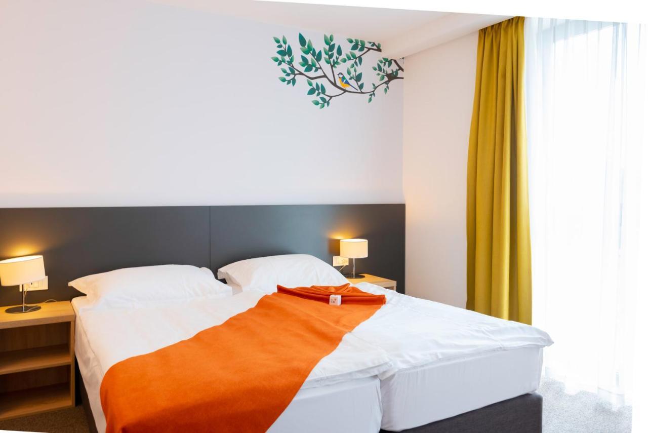 Hotel Park Superior 3* Čakovec Dış mekan fotoğraf