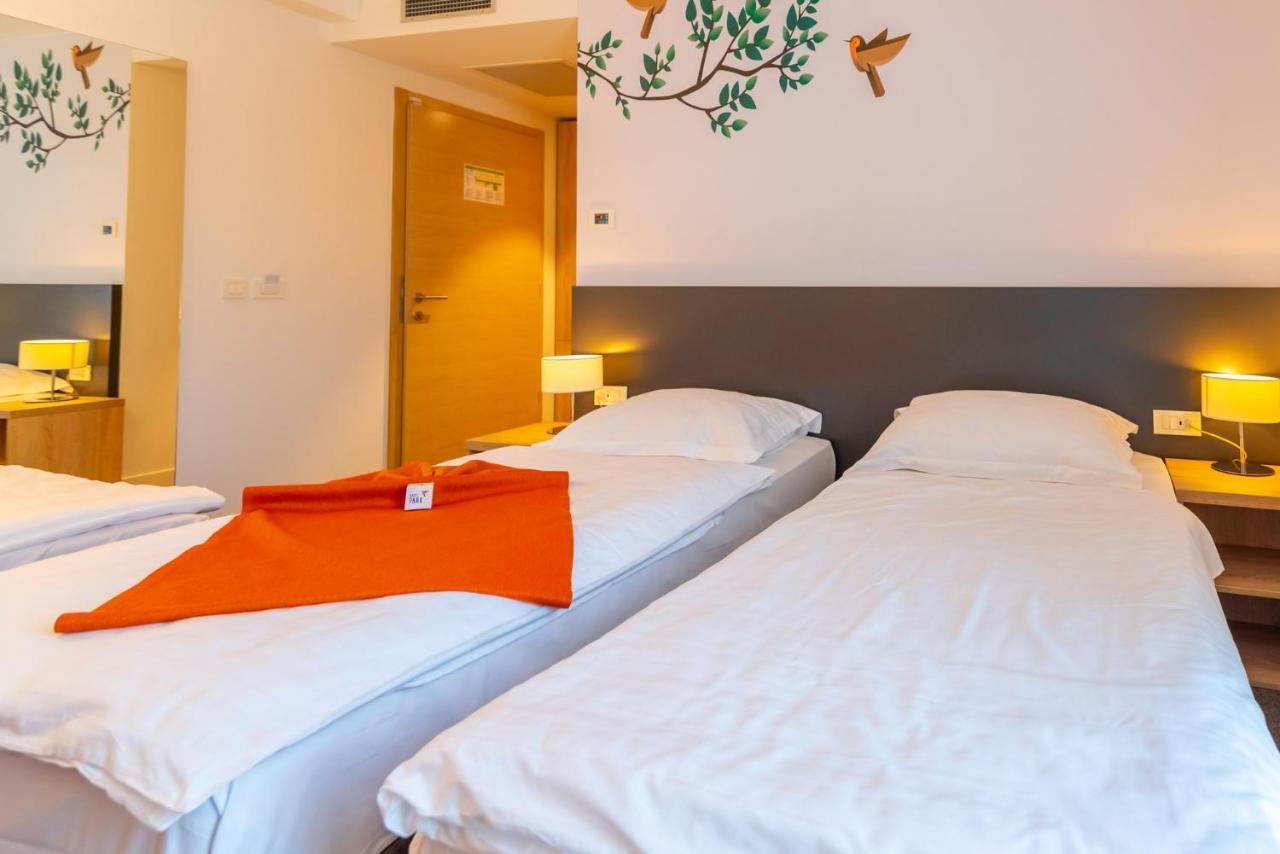 Hotel Park Superior 3* Čakovec Dış mekan fotoğraf