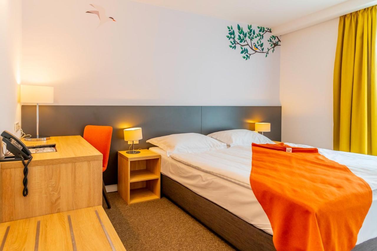 Hotel Park Superior 3* Čakovec Dış mekan fotoğraf