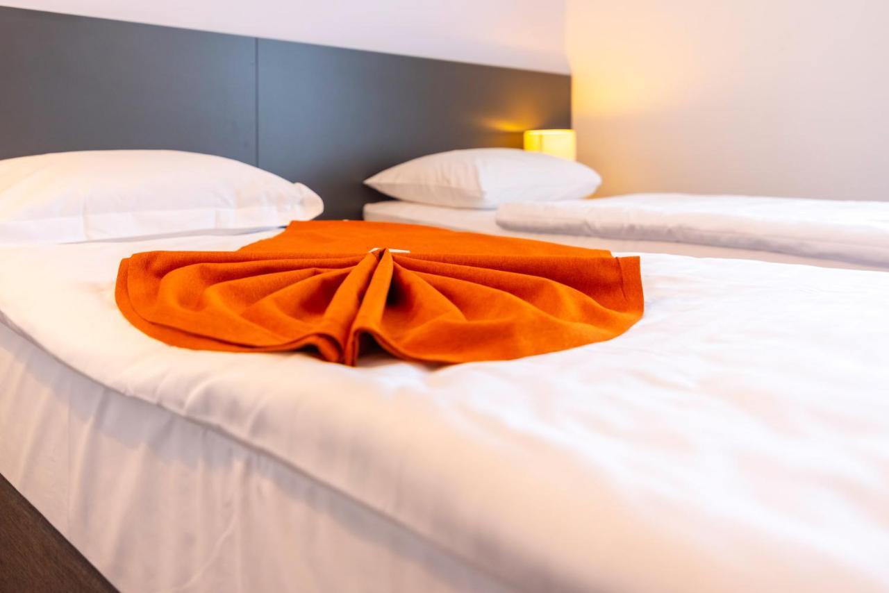 Hotel Park Superior 3* Čakovec Dış mekan fotoğraf