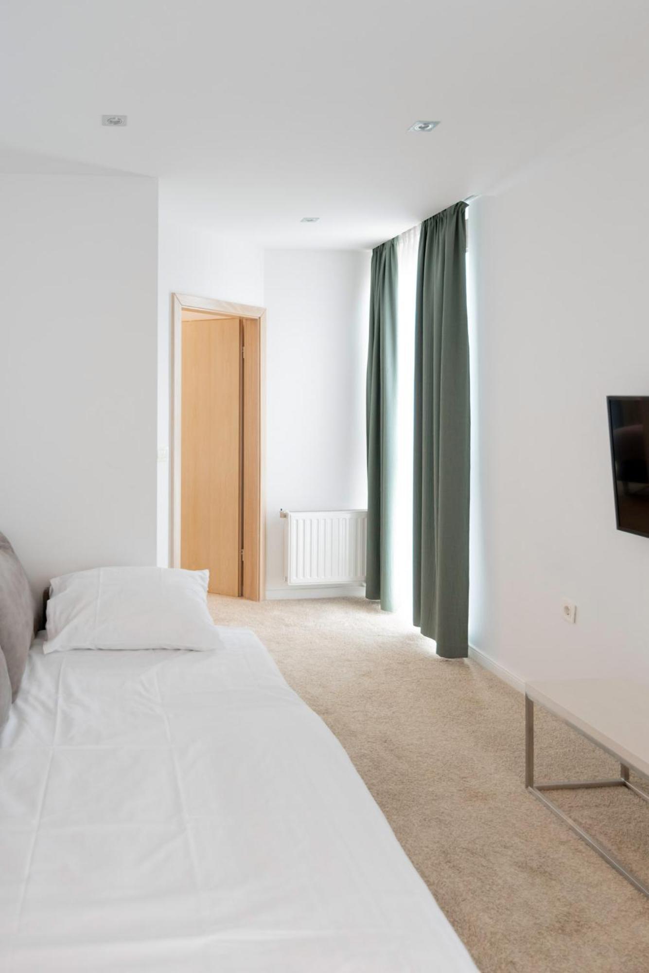 Hotel Park Superior 3* Čakovec Dış mekan fotoğraf
