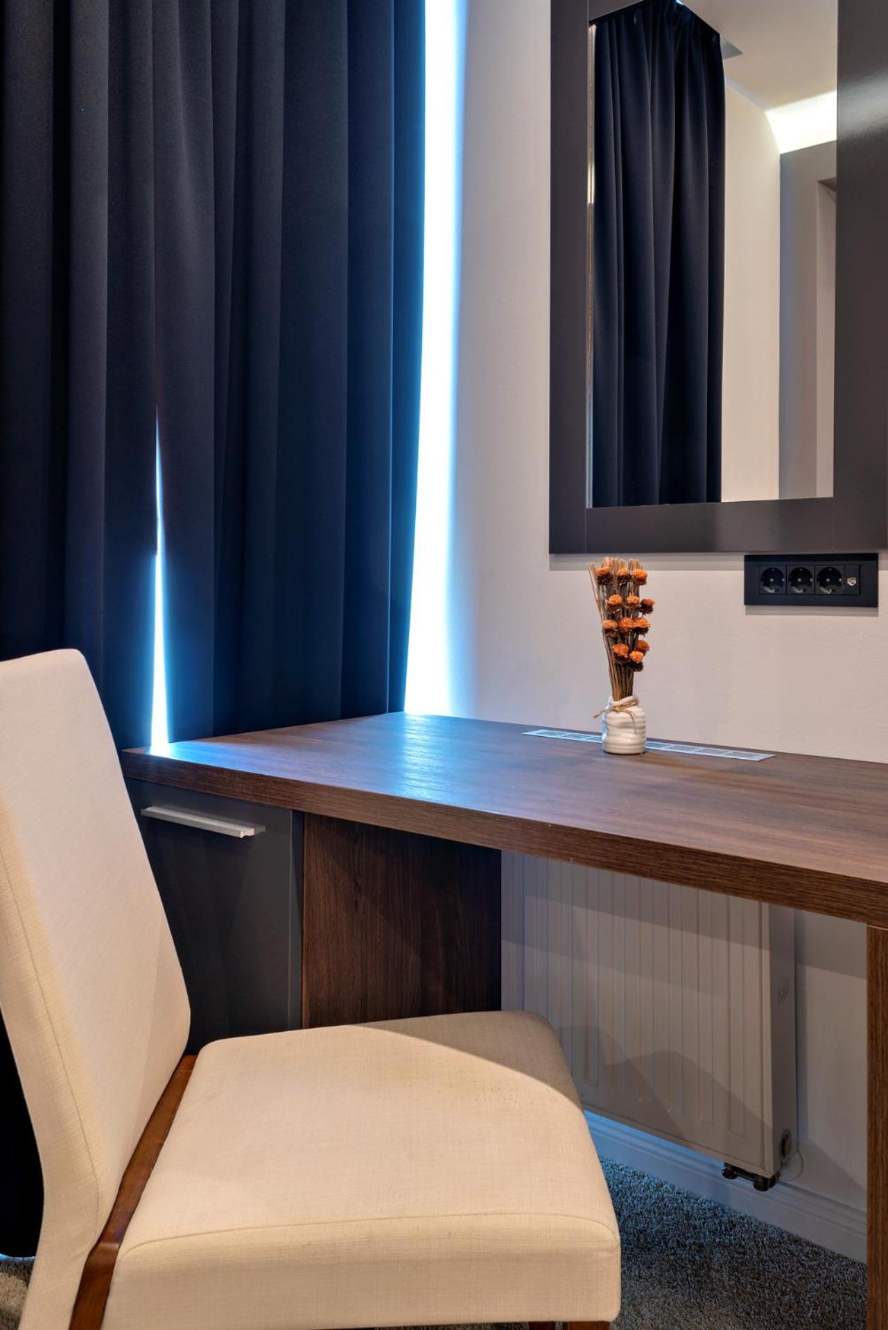 Hotel Park Superior 3* Čakovec Dış mekan fotoğraf